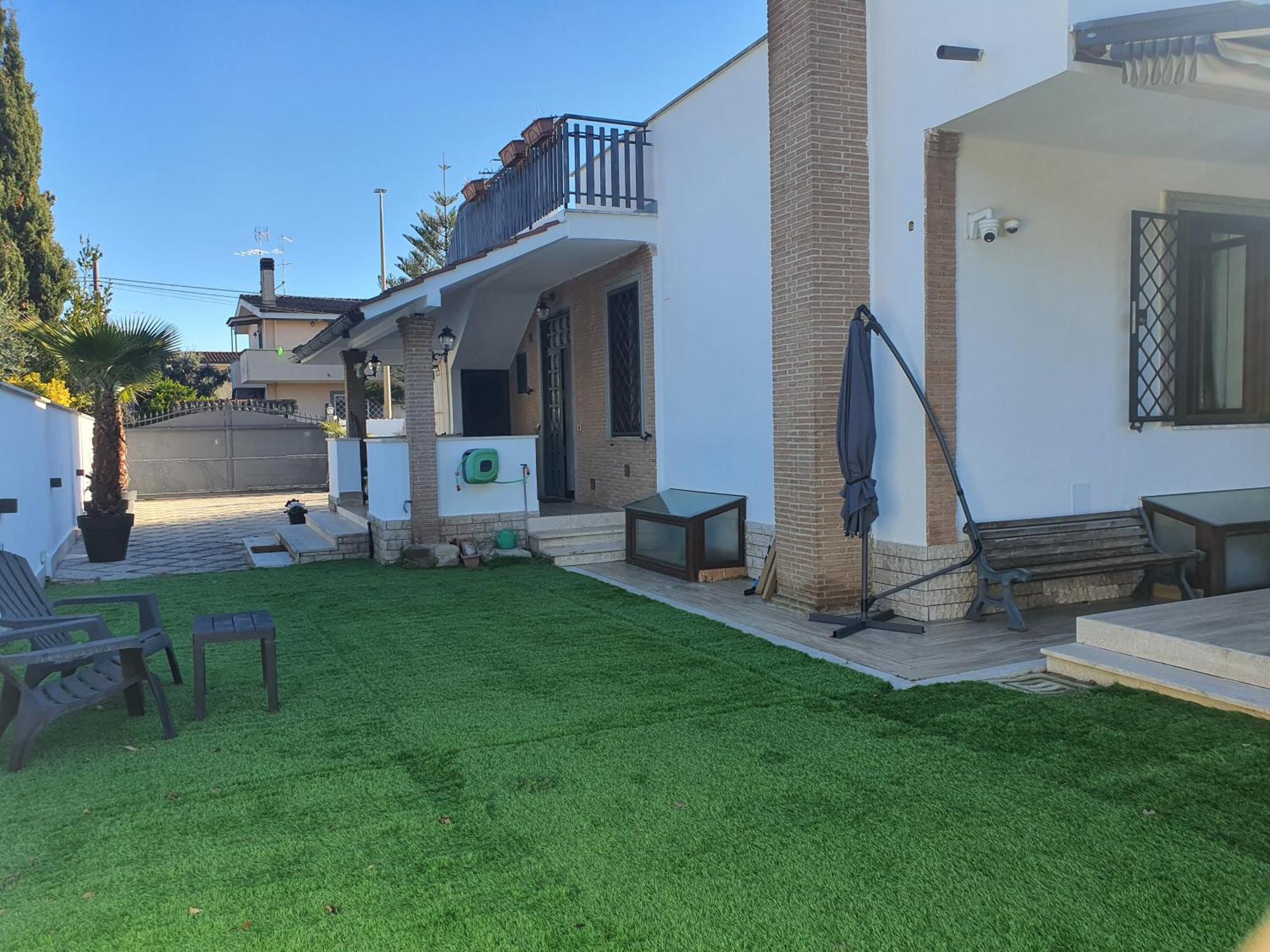 Villa Il Sole Di Roma Casal Palocco Exterior foto