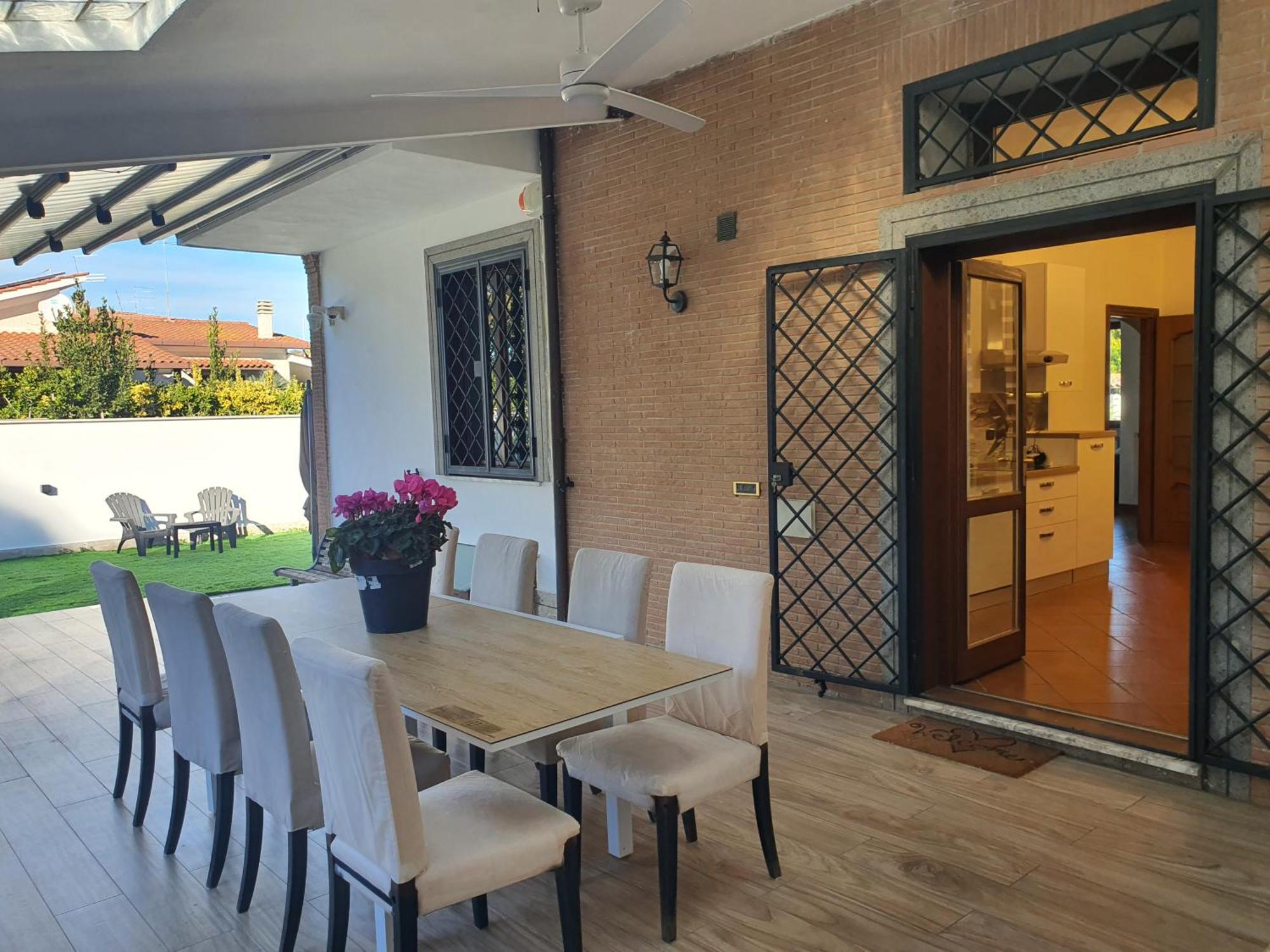 Villa Il Sole Di Roma Casal Palocco Exterior foto